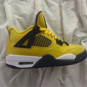 Lightning Jordan 4s